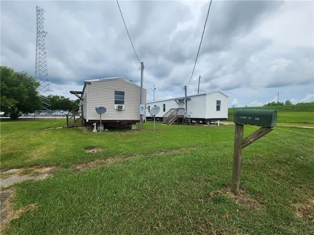 $1,000 | 126 Orange Street, Buras, LA 70041