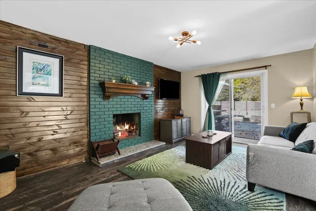 $2,300 | 29945 Everett Street, Southfield, MI 48076