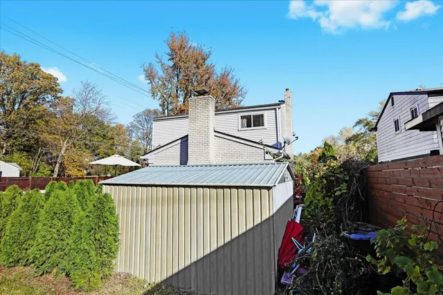 $2,300 | 29945 Everett Street, Southfield, MI 48076