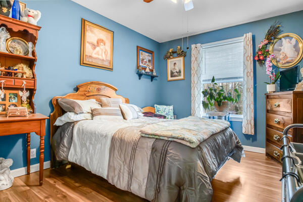 53 Danley Road Dayton, ME 04005 - Photo 15 of 21 53 Dan bedroom