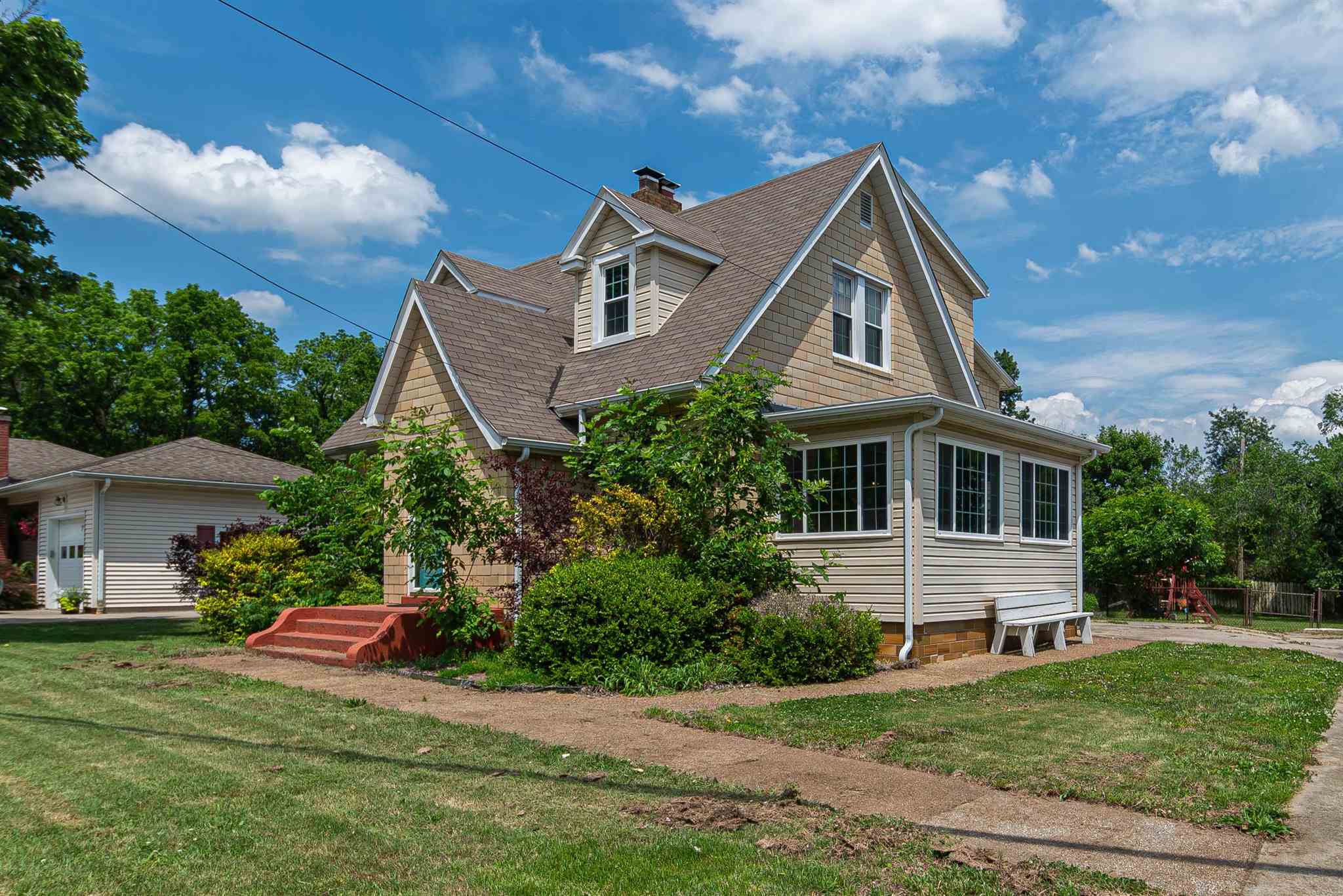 1708 Salem Road Mount Vernon, IL 62864 - Photo 2 of 28 Gallery Image 2