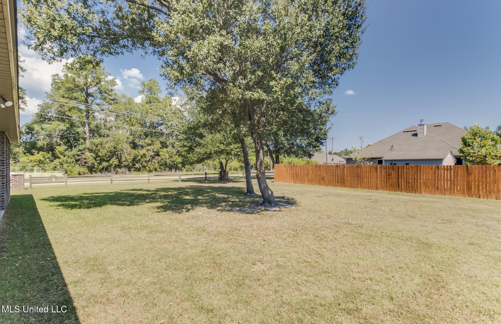 7501 Saints Circle Ocean Springs, MS 39564 - Photo 23 of 24 IMG_2209_ENF