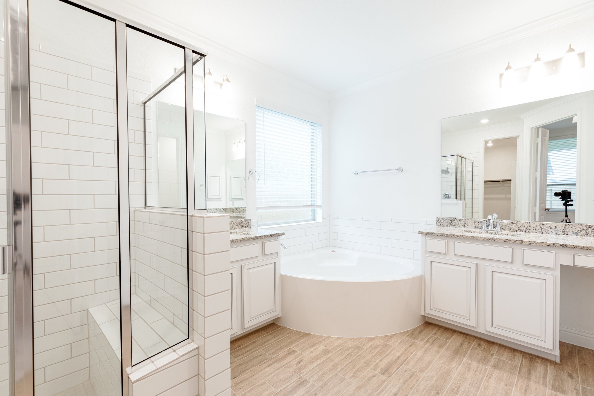 1403 Woodson Ridge Lane Katy, TX 77494 - Photo 17 of 45