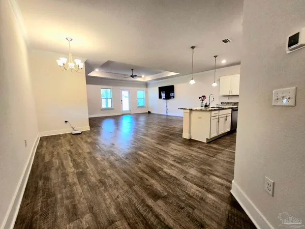 $1,975 | 1862 Finch Lane, Cantonment, FL 32533