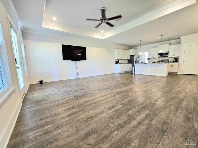 $1,975 | 1862 Finch Lane, Cantonment, FL 32533