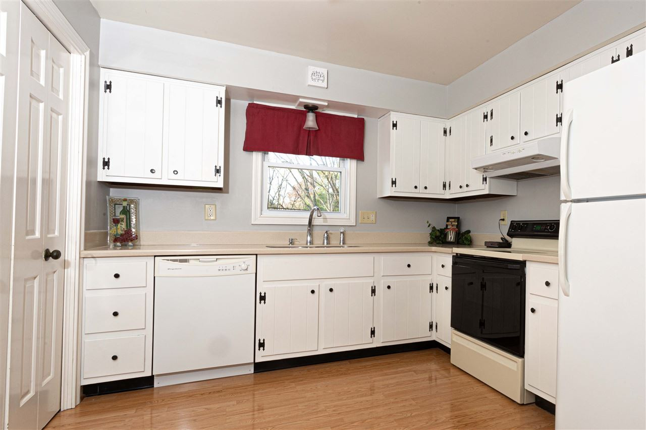 201 Daverick Court Newport, KY 41076 - Photo 3 of 22
