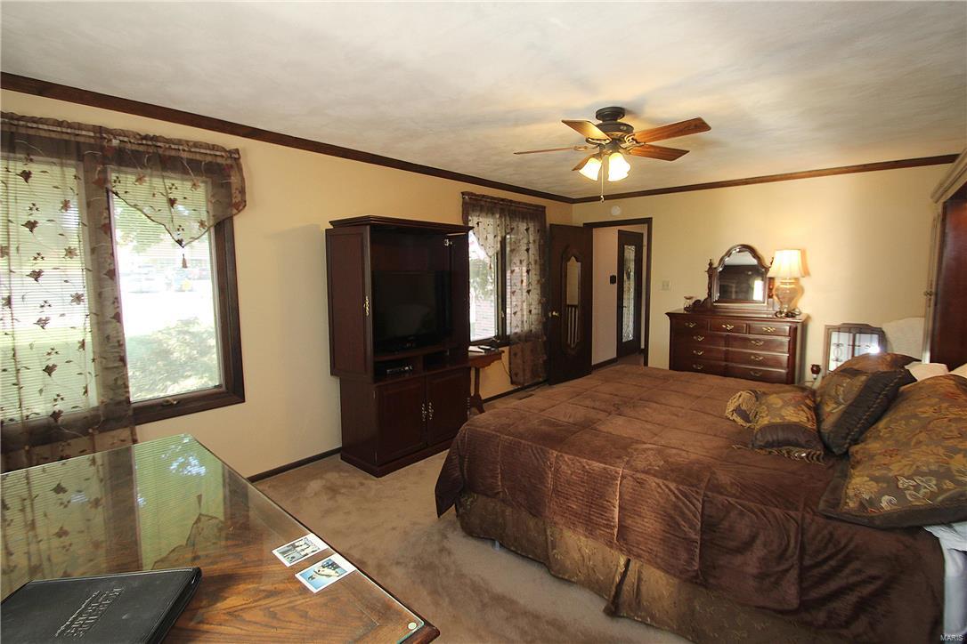 5010 Ambs Road St. Louis, MO 63128 - Photo 20 of 44 Gallery Image 20