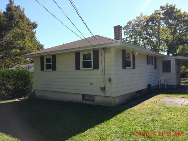 33 Crowningshield Road Worcester, MA 01604 - Photo 3 of 10 Gallery Image 3