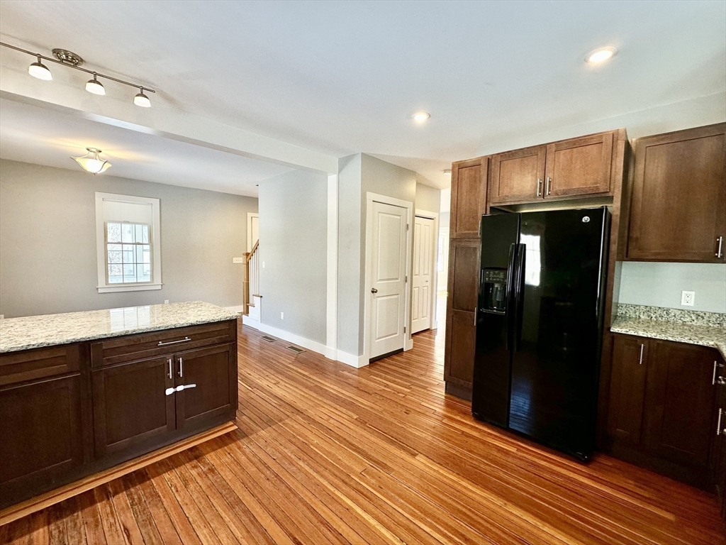 40 Circle Road Longmeadow, MA 01106 - Photo 14 of 35