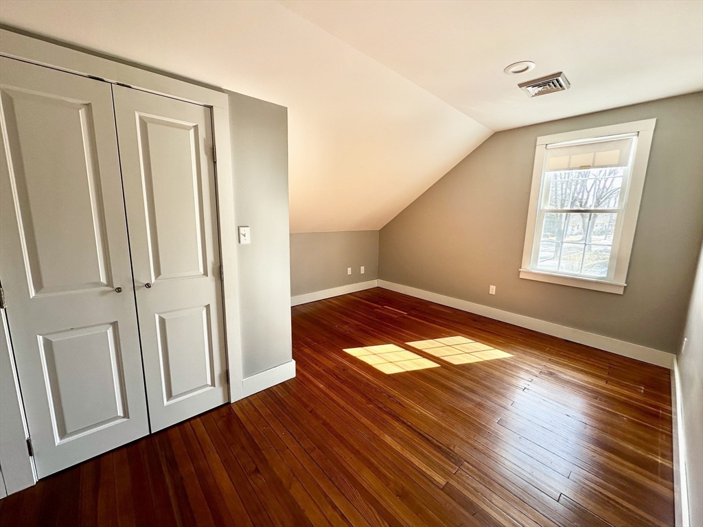 40 Circle Road Longmeadow, MA 01106 - Photo 22 of 35