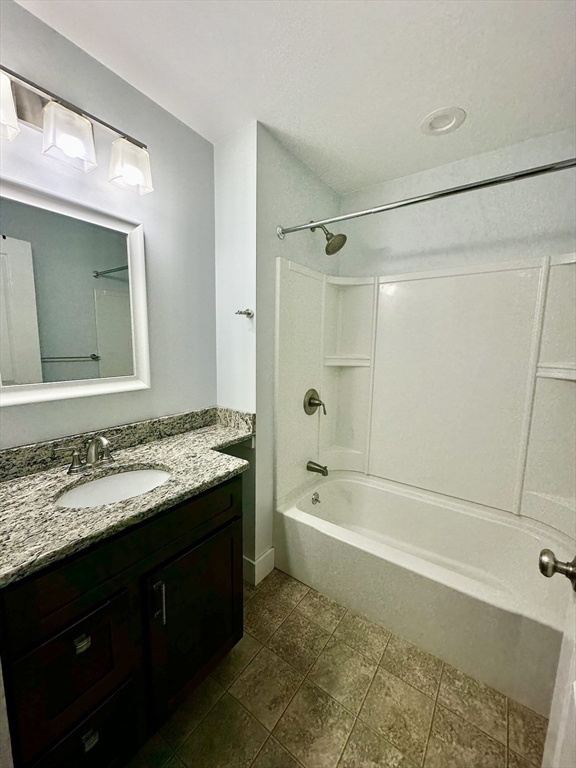 40 Circle Road Longmeadow, MA 01106 - Photo 25 of 35