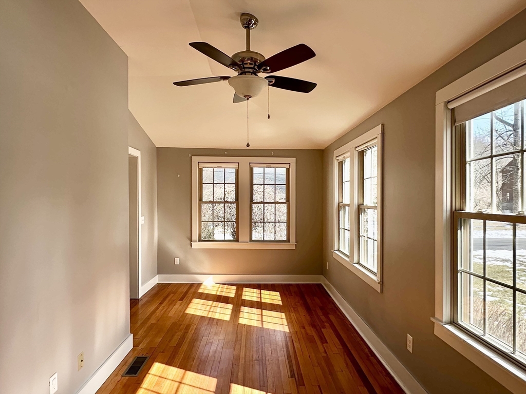 40 Circle Road Longmeadow, MA 01106 - Photo 9 of 35