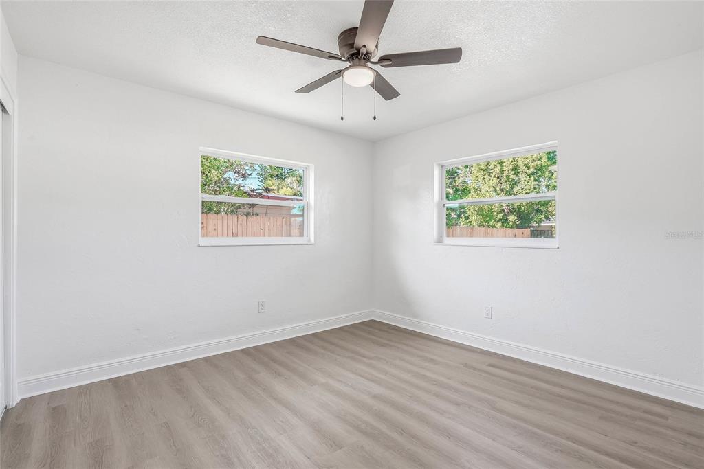 4720 Mohegan Road St. Petersburg, FL 33708 - Photo 20 of 33