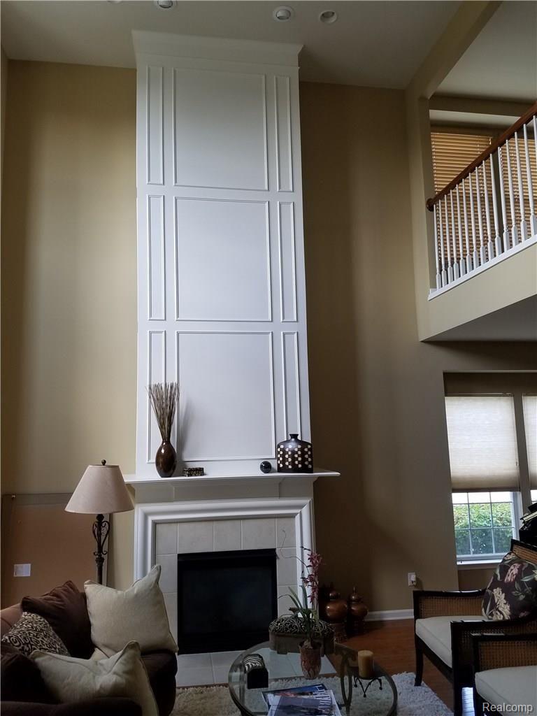 FIREPLACE .jpg