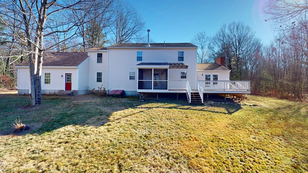 53 Dogwood Road Hubbardston, MA 01452 - Photo 4 of 42 front view of a house with a yard