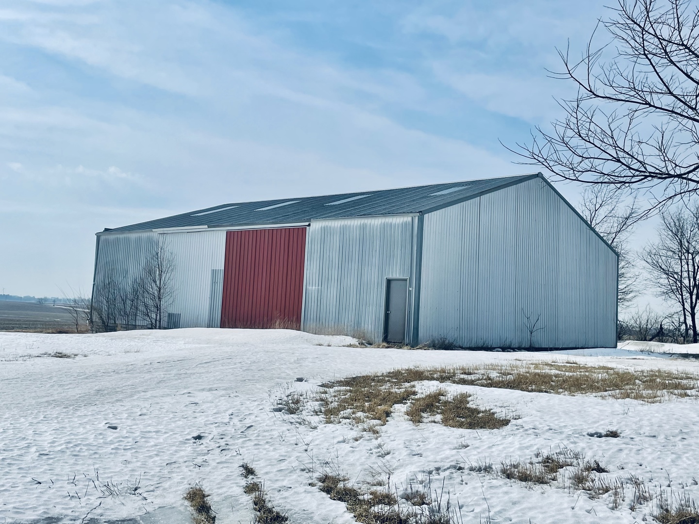 3333 Winterton Road Lee, IL 60530 - Photo 4 of 12 a front view of a house