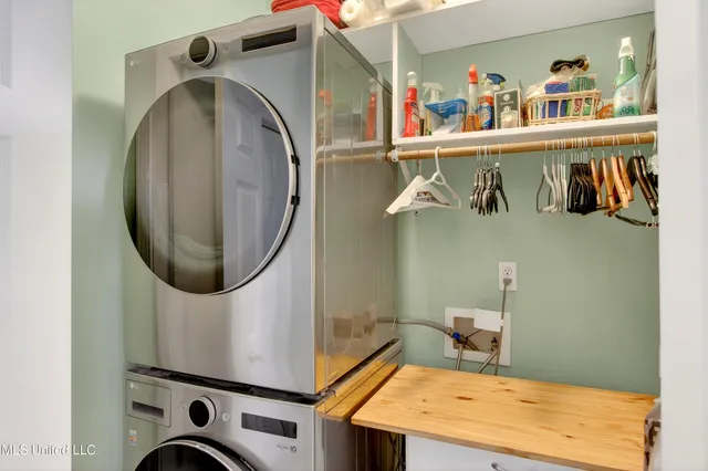 $267,000 | 94145 Bayou Drive, Diamondhead, MS 39525