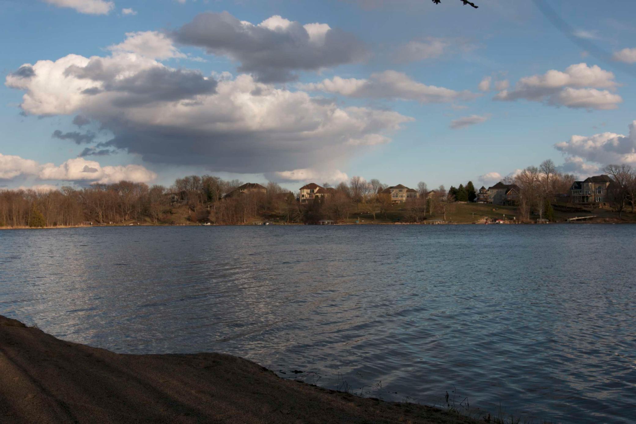 981 Peninsula Point Road Shakopee, MN 55379 - Photo 3 of 28