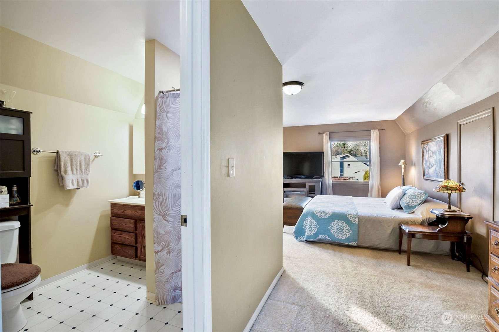 2322 Cherry Road Lake Stevens, WA 98258 - Photo 24 of 35 a bedroom with furniture and a window