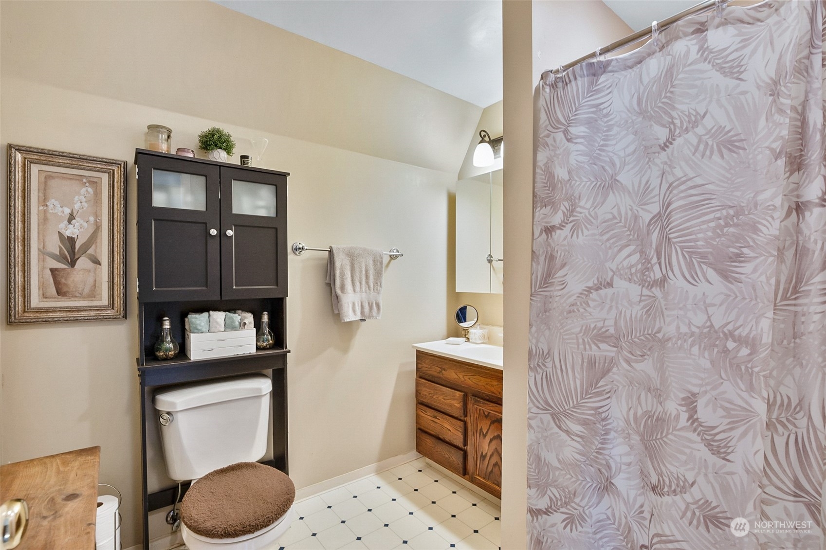 2322 Cherry Road Lake Stevens, WA 98258 - Photo 26 of 35 a bathroom with a sink toilet and shower