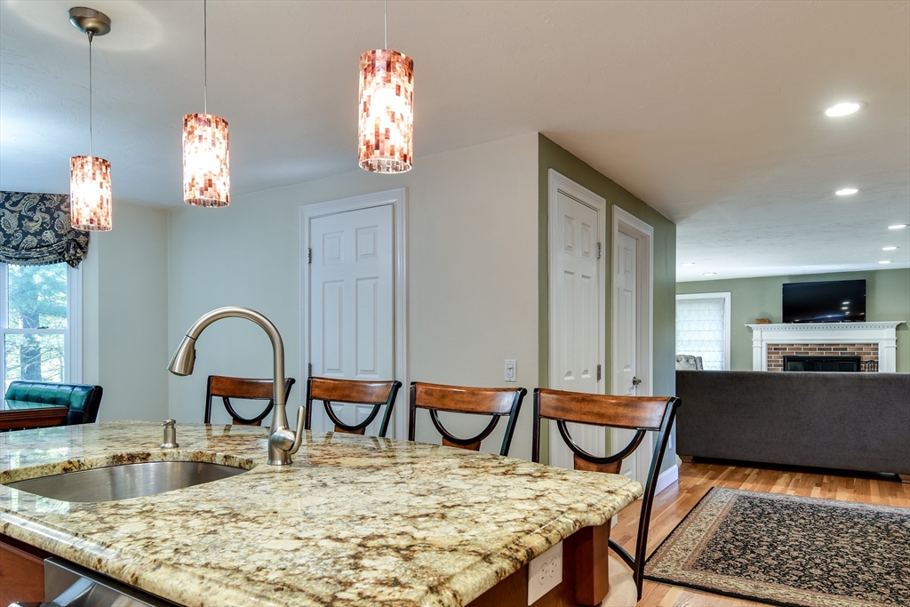 46 Varley Road Marlborough, MA 01752 - Photo 8 of 32 Gallery Image 8