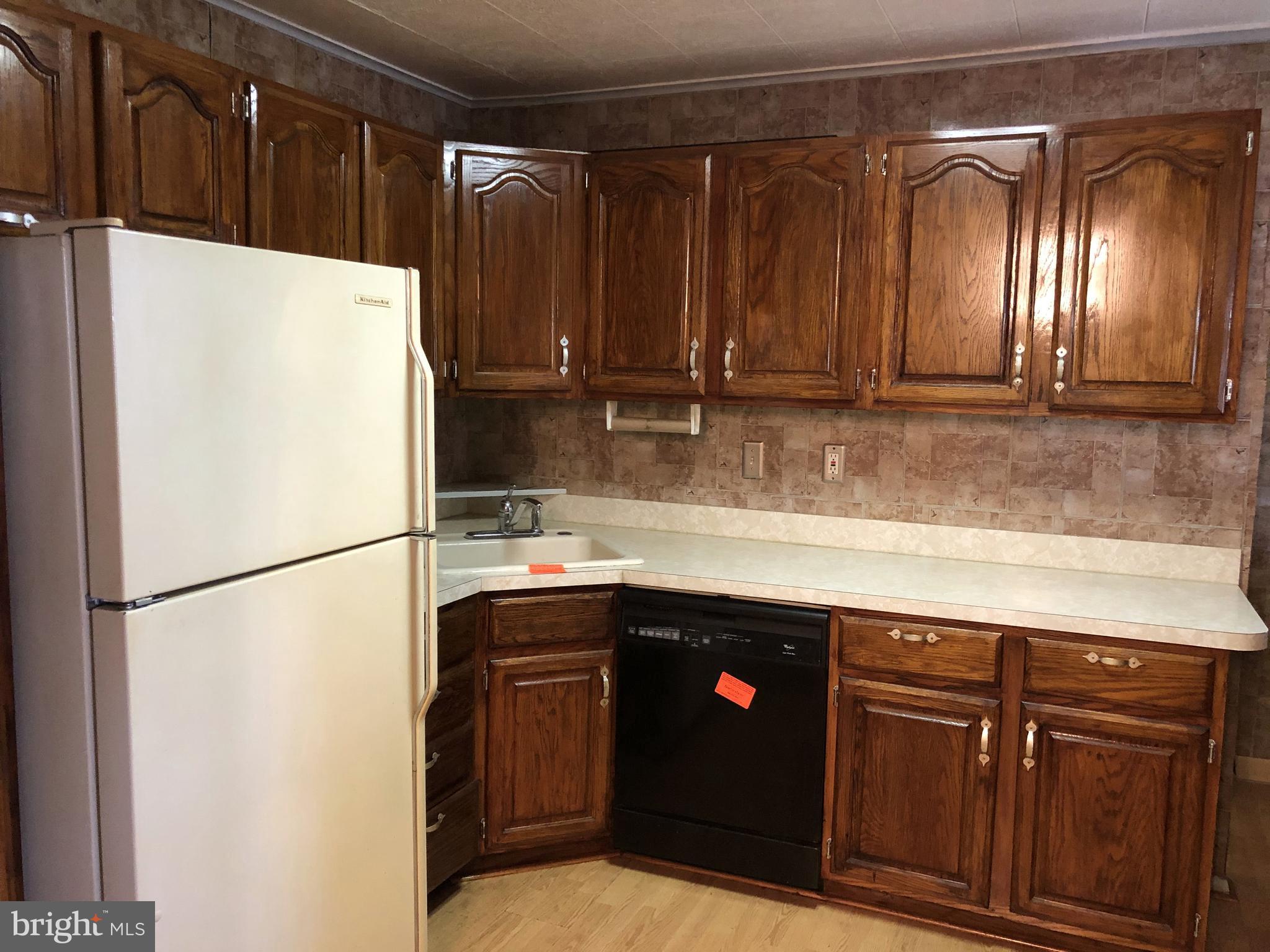 792 Stinchcomb Road Severna Park, MD 21146 - Photo 26 of 40 Kitchen