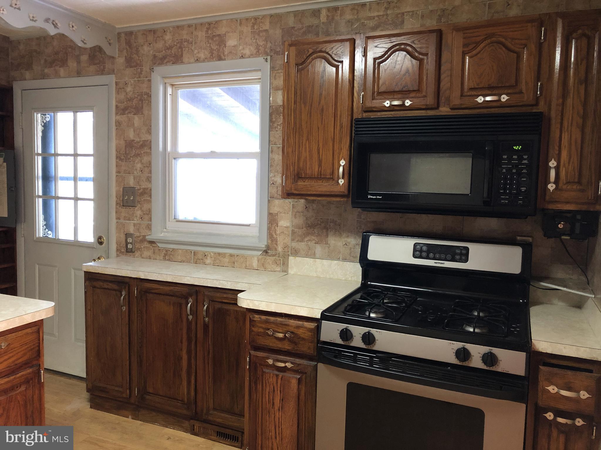 792 Stinchcomb Road Severna Park, MD 21146 - Photo 27 of 40 Kitchen
