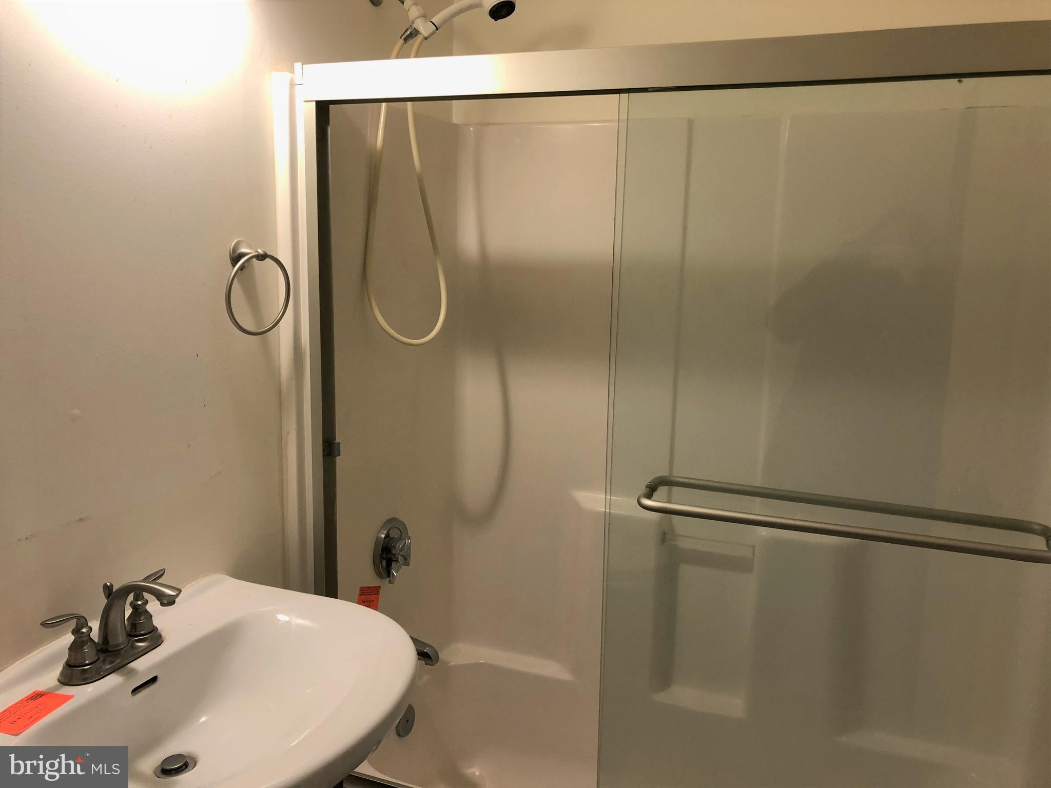 792 Stinchcomb Road Severna Park, MD 21146 - Photo 10 of 40 Hall Bath