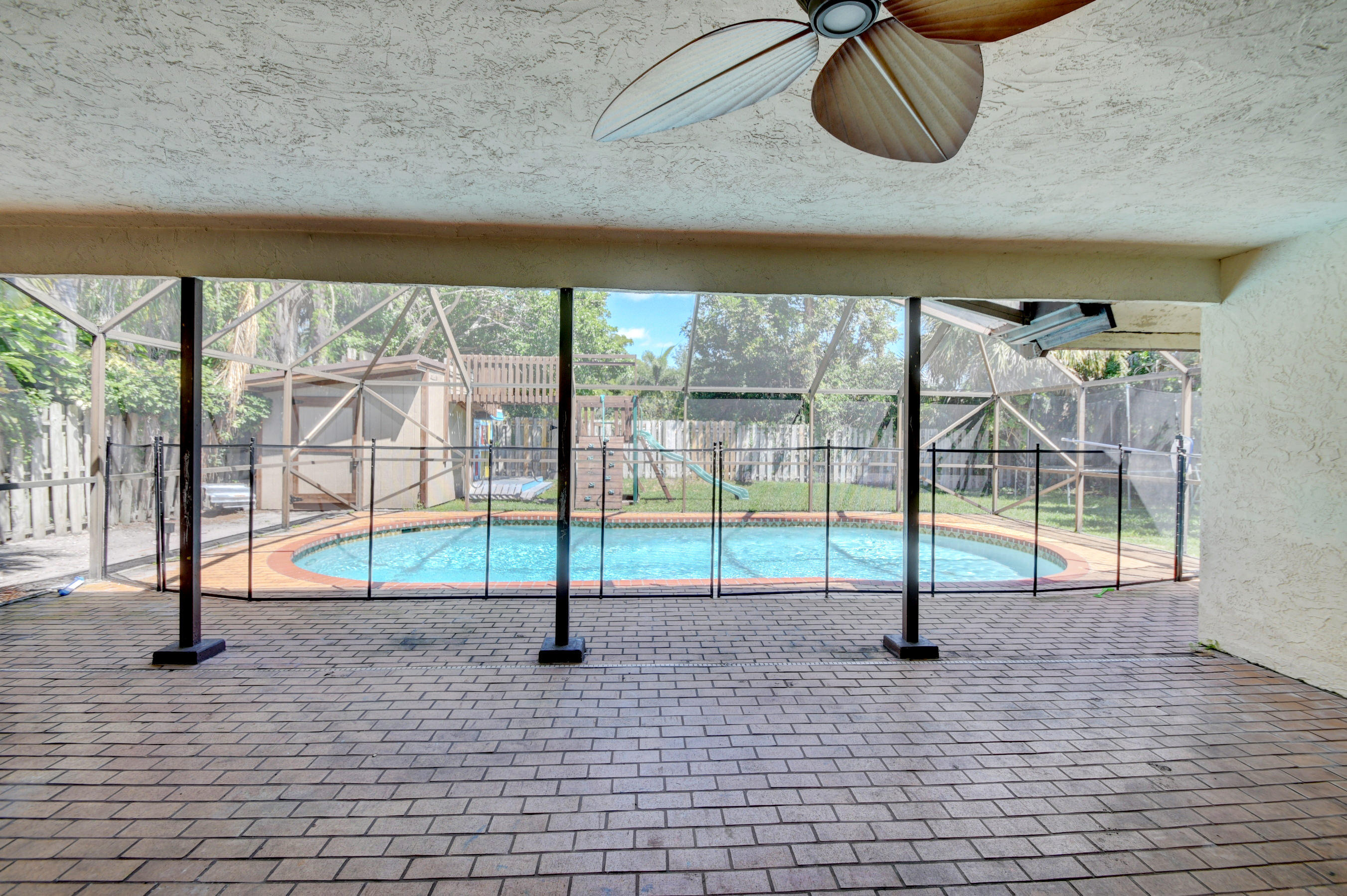 7587 London Lane Boca Raton, FL 33433 - Photo 33 of 43 DSC_8033_4_5_6_7