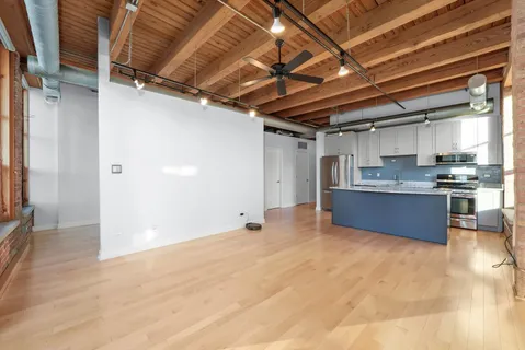 $399,900 | 1133 South Wabash Avenue, Unit 501, Chicago, IL 60605