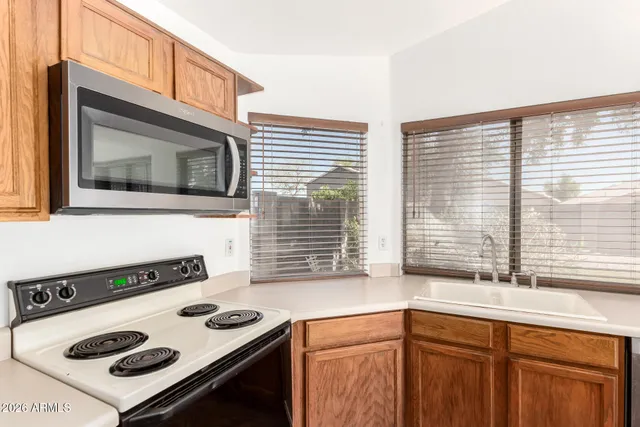 $465,000 | 337 North Abalone Drive, Gilbert, AZ 85233