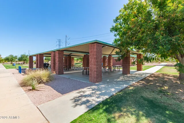 $465,000 | 337 North Abalone Drive, Gilbert, AZ 85233