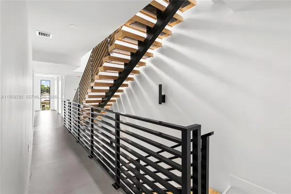 $1,650,000 | 1431 Southwest 20th Street, Miami, FL 33145