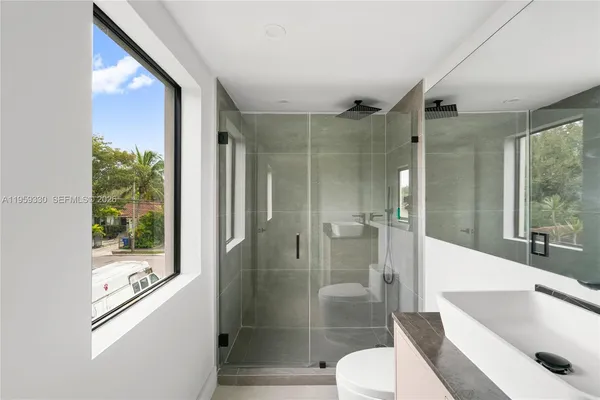 $1,650,000 | 1431 Southwest 20th Street, Miami, FL 33145