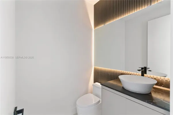 $1,650,000 | 1431 Southwest 20th Street, Miami, FL 33145