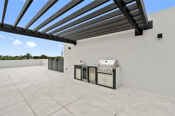 $1,650,000 | 1431 Southwest 20th Street, Miami, FL 33145