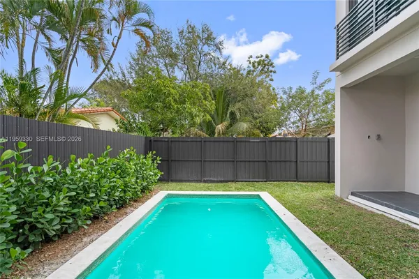 $1,650,000 | 1431 Southwest 20th Street, Miami, FL 33145