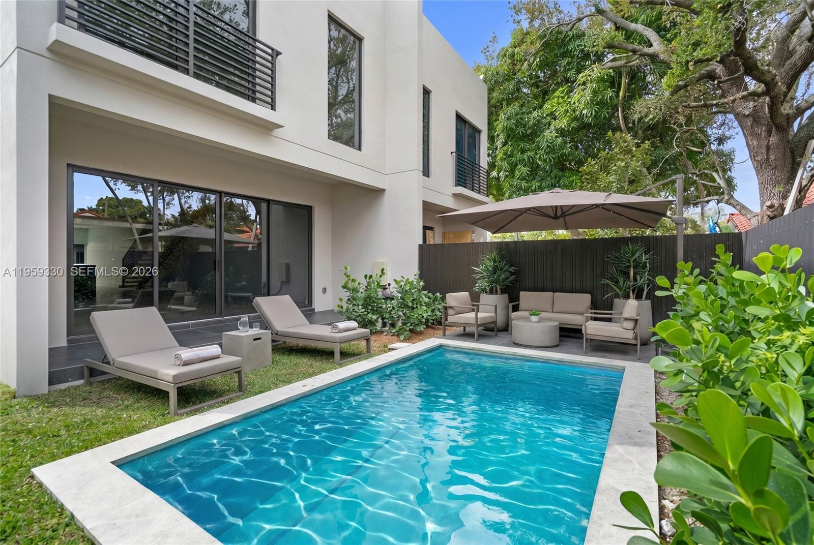 1431 Southwest 20th Street Miami, FL 33145 - Photo 4 of 49