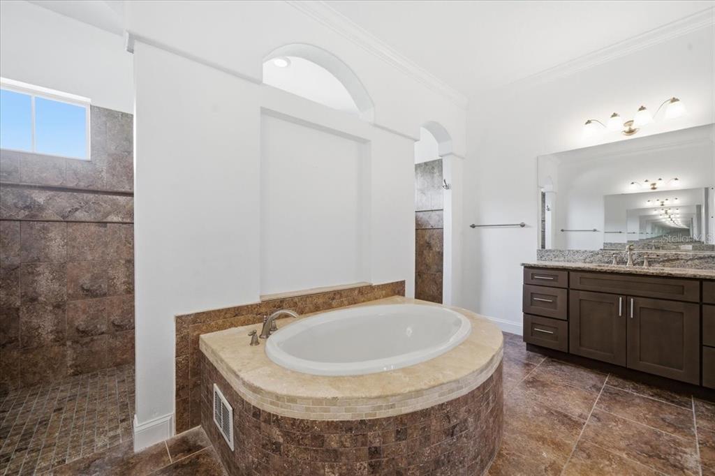 10112 Shortleaf Court Weeki Wachee, FL 34613 - Photo 38 of 59