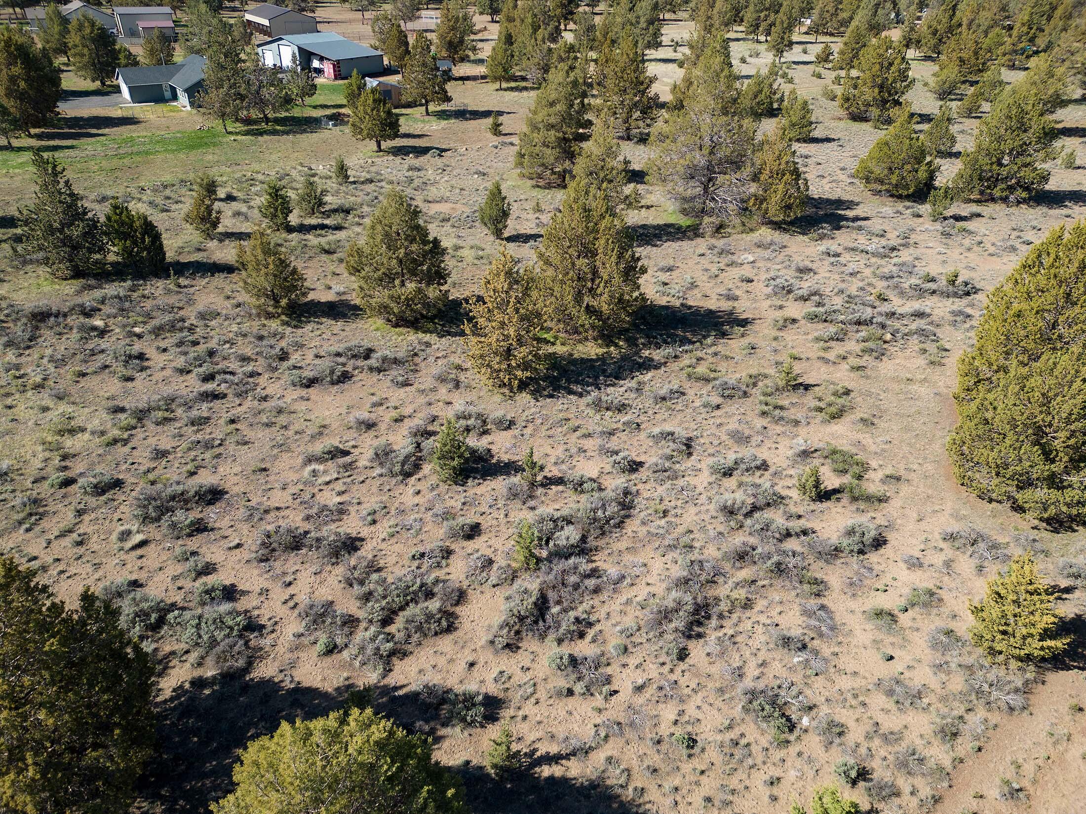 13600 Southwest Chipmunk Road Terrebonne, OR 97760 - Photo 26 of 28 Lot 10 - 13520 Chipmonk 057
