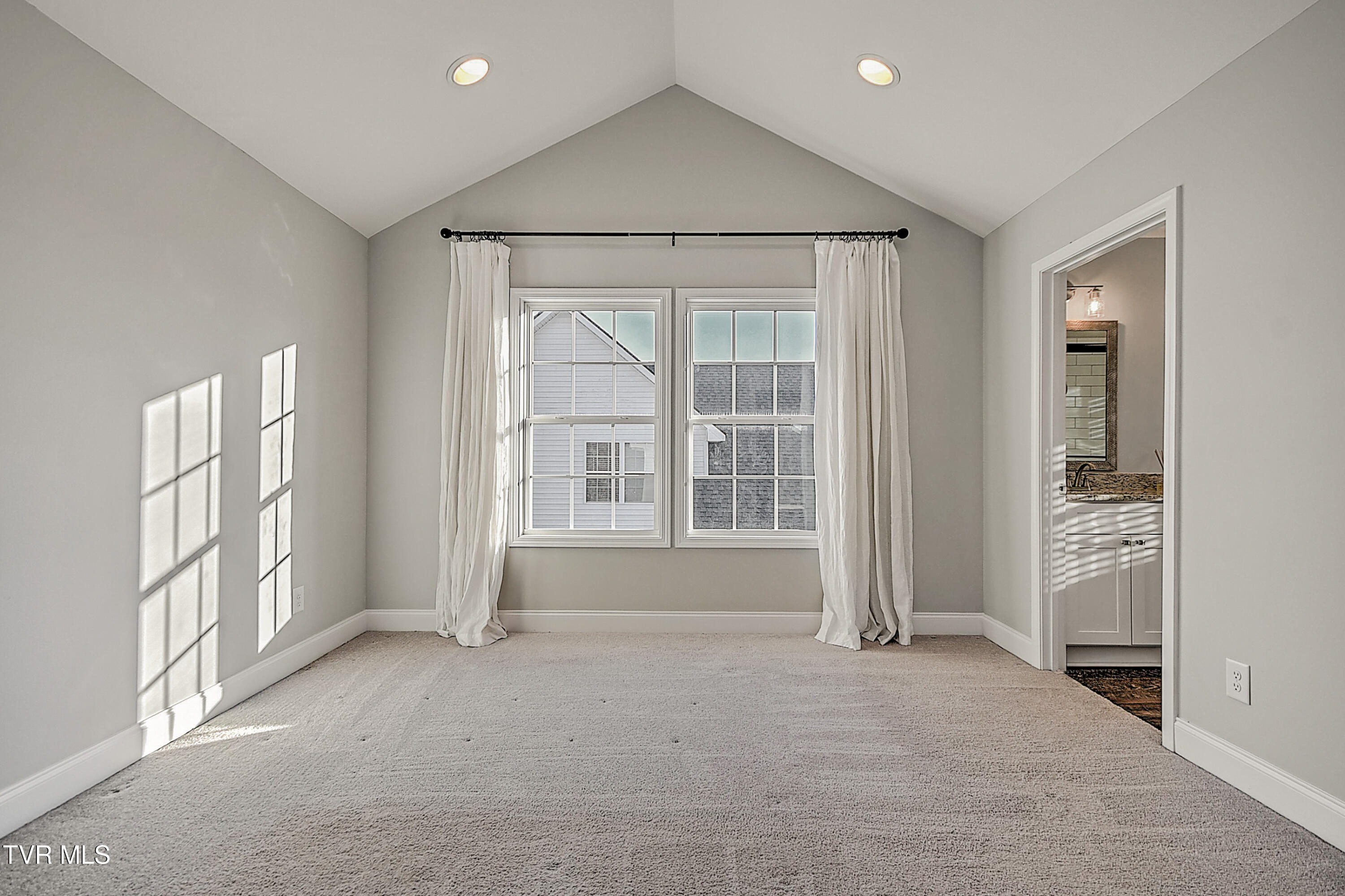 201 Gunners Way Gray, TN 37615 - Photo 18 of 38 201 Gunners Way DA-20