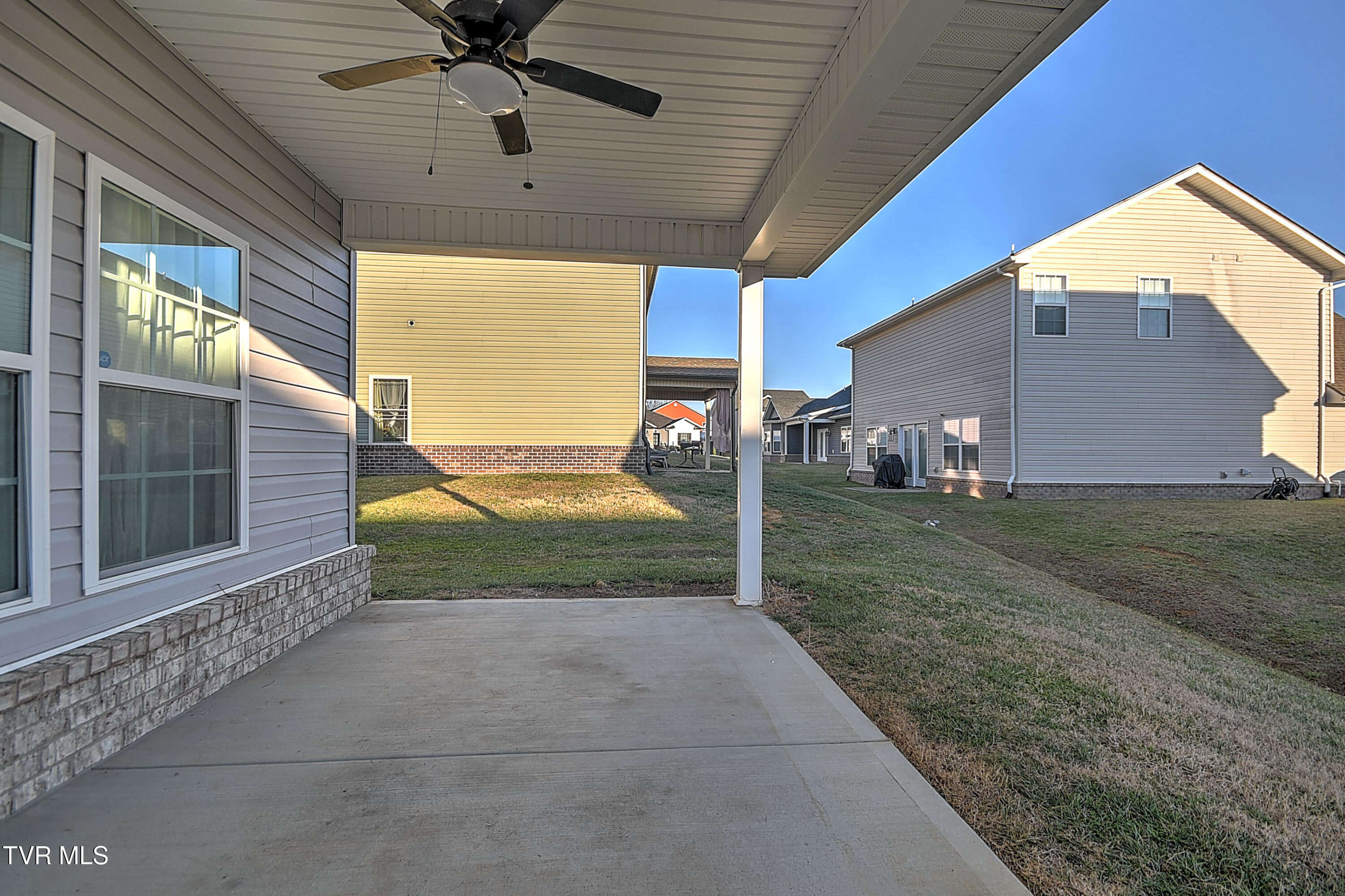 201 Gunners Way Gray, TN 37615 - Photo 32 of 38 201 Gunners Way DA-33