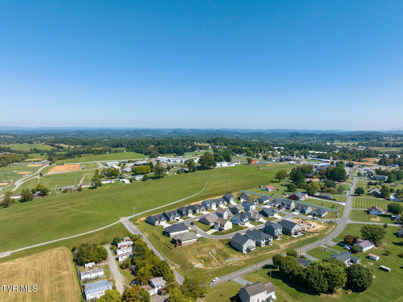 201 Gunners Way Gray, TN 37615 - Photo 37 of 38 20221026152049878490000000-o