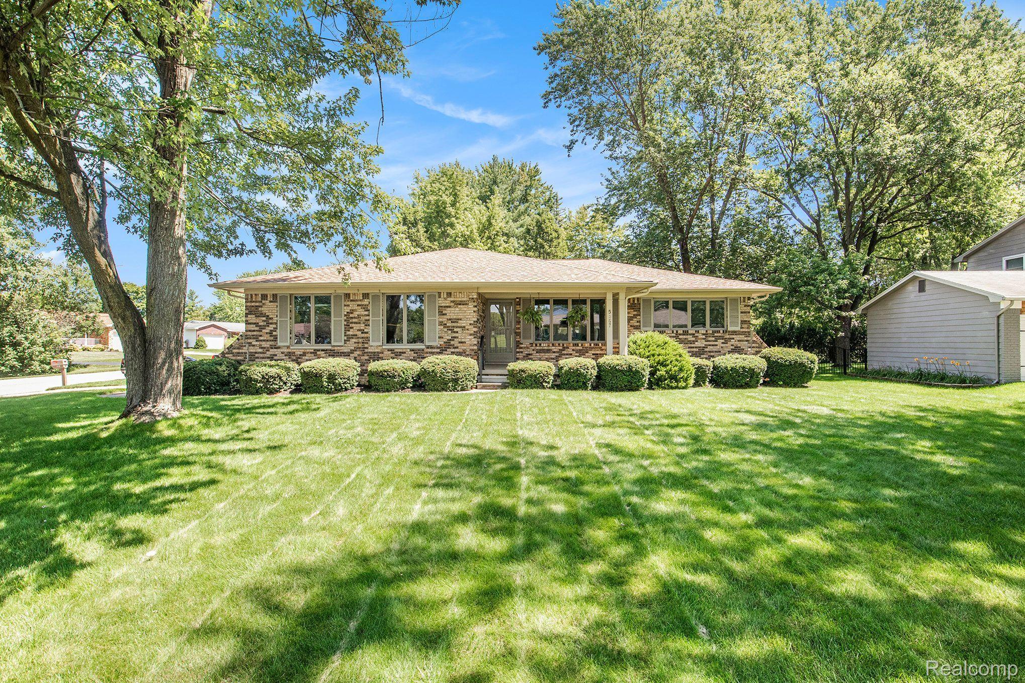 5367 Sturbridge Road Grand Blanc, MI 48439 - Photo 1 of 18 Gallery Image 1
