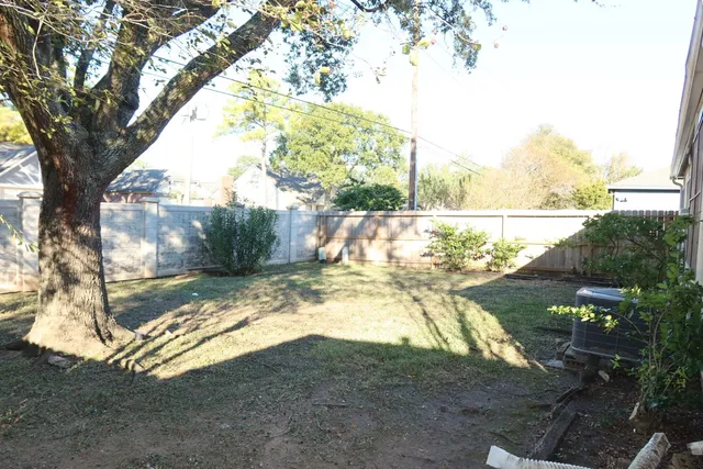 $2,000 | 13134 Worthington Street, Sugar Land, TX 77478