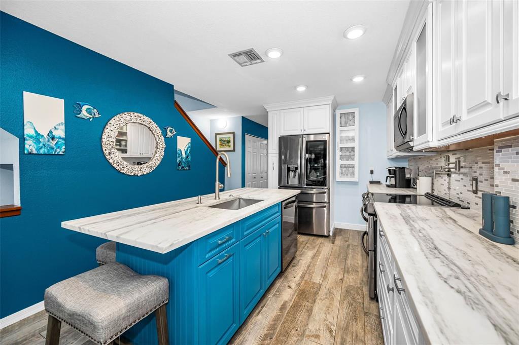 140 Marcdale Boulevard Indian Rocks Beach, FL 33785 - Photo 26 of 71