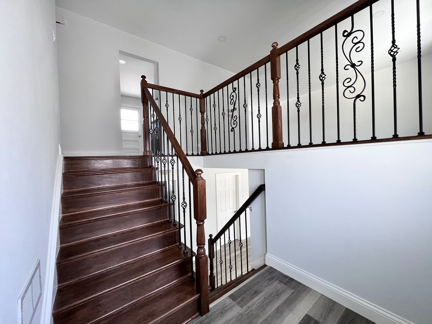 235 North Rohlwing Road Palatine, IL 60074 - Photo 3 of 35 a view of entryway