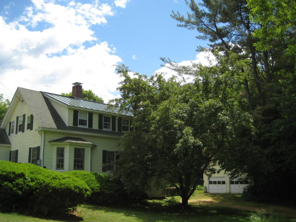43 Tamworth Road Tamworth, NH 03886 - Photo 4 of 30 Gallery Image 4