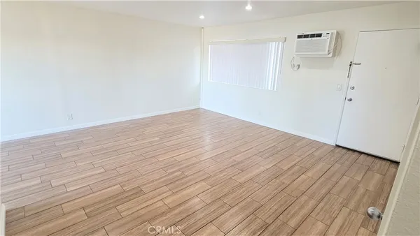 $2,550 | 15351 Orange Avenue, Unit 26, Paramount, CA 90723