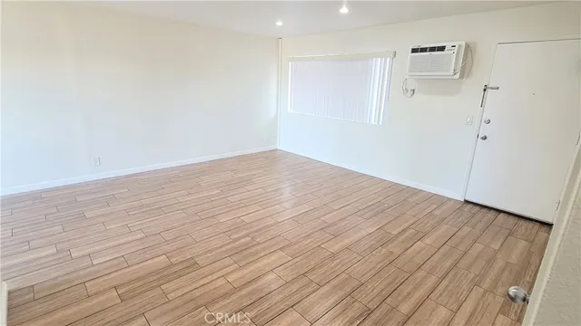 $2,550 | 15351 Orange Avenue, Unit 26, Paramount, CA 90723